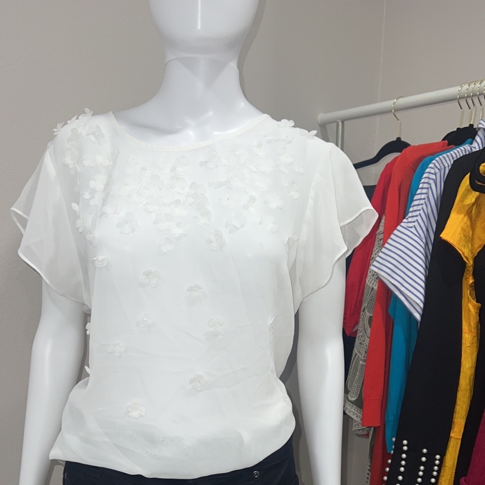 Liz claiborne